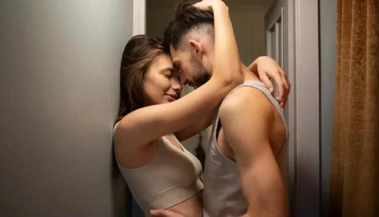 Sexo e marketing digital: como o desejo influencia estratégias online